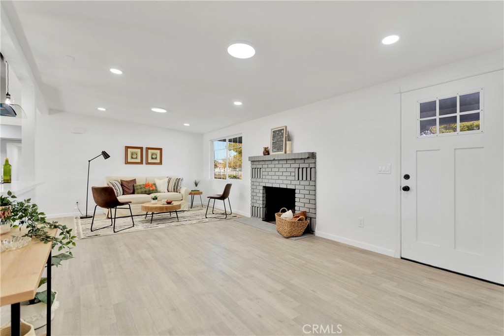 15847 Ute Road Apple Valley, CA 92307 - Photo 8 of 37