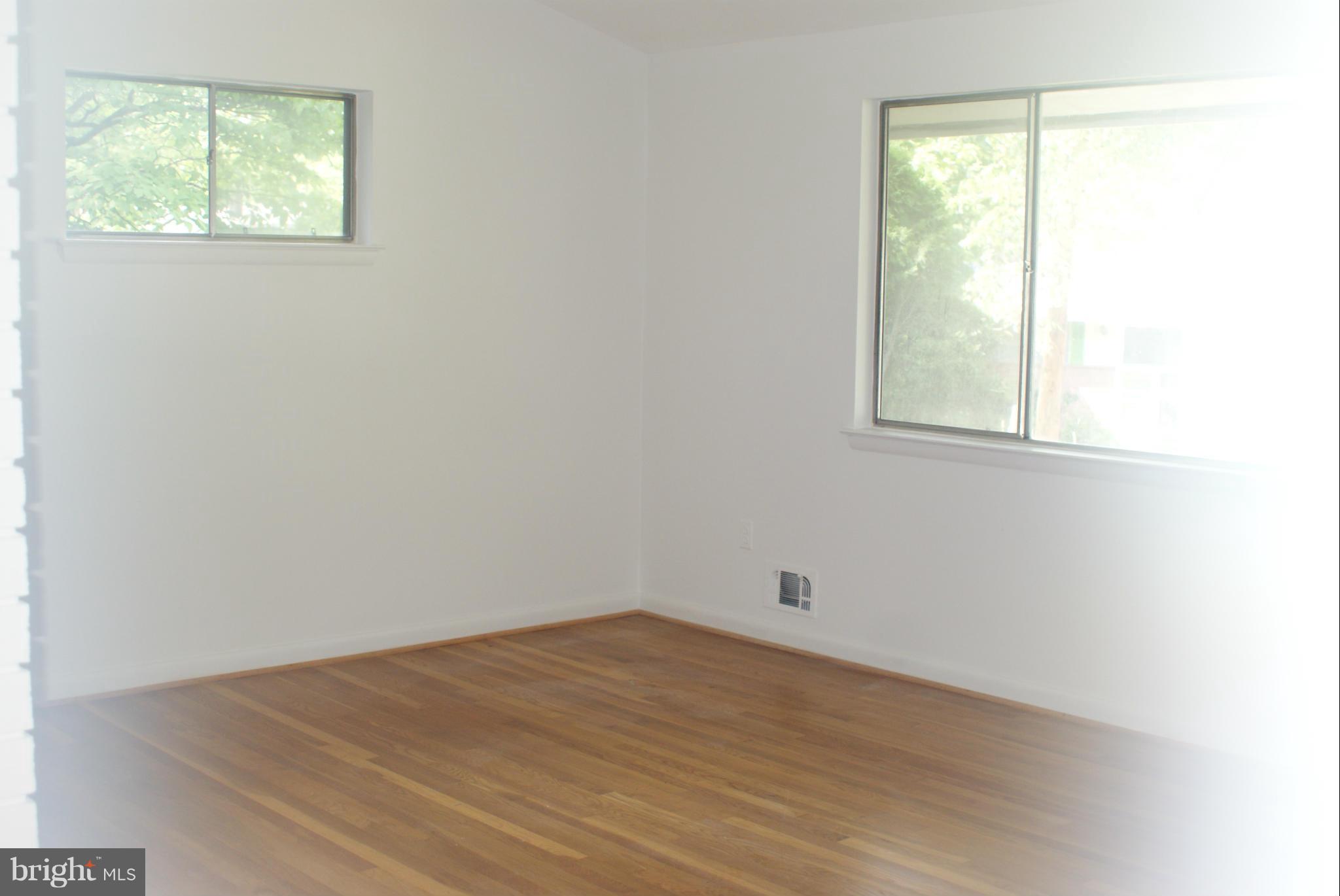 11006 Conti Place Silver Spring, MD 20902 - Photo 14 of 29 Bedroom (Master)