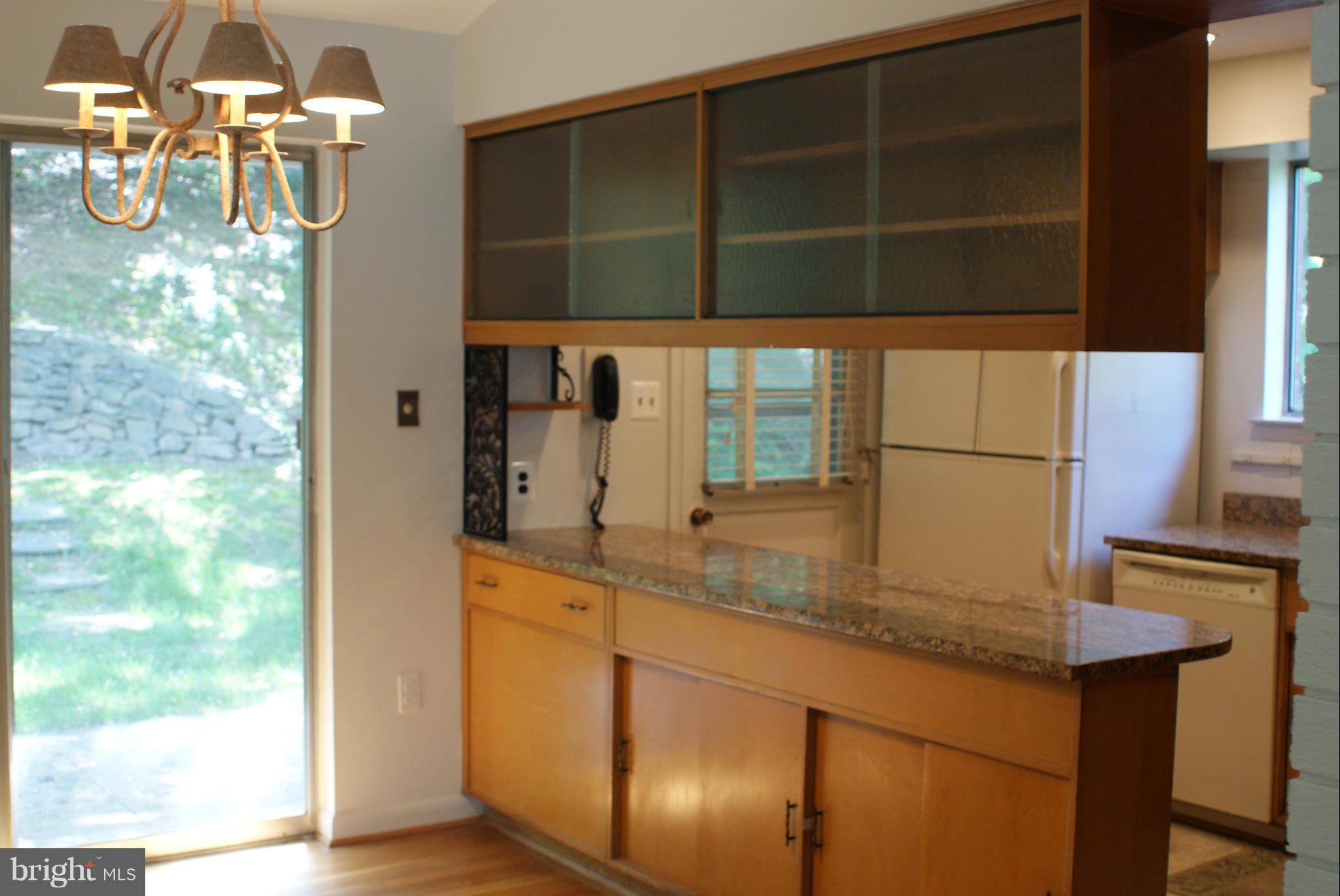 11006 Conti Place Silver Spring, MD 20902 - Photo 7 of 29 Kitchen