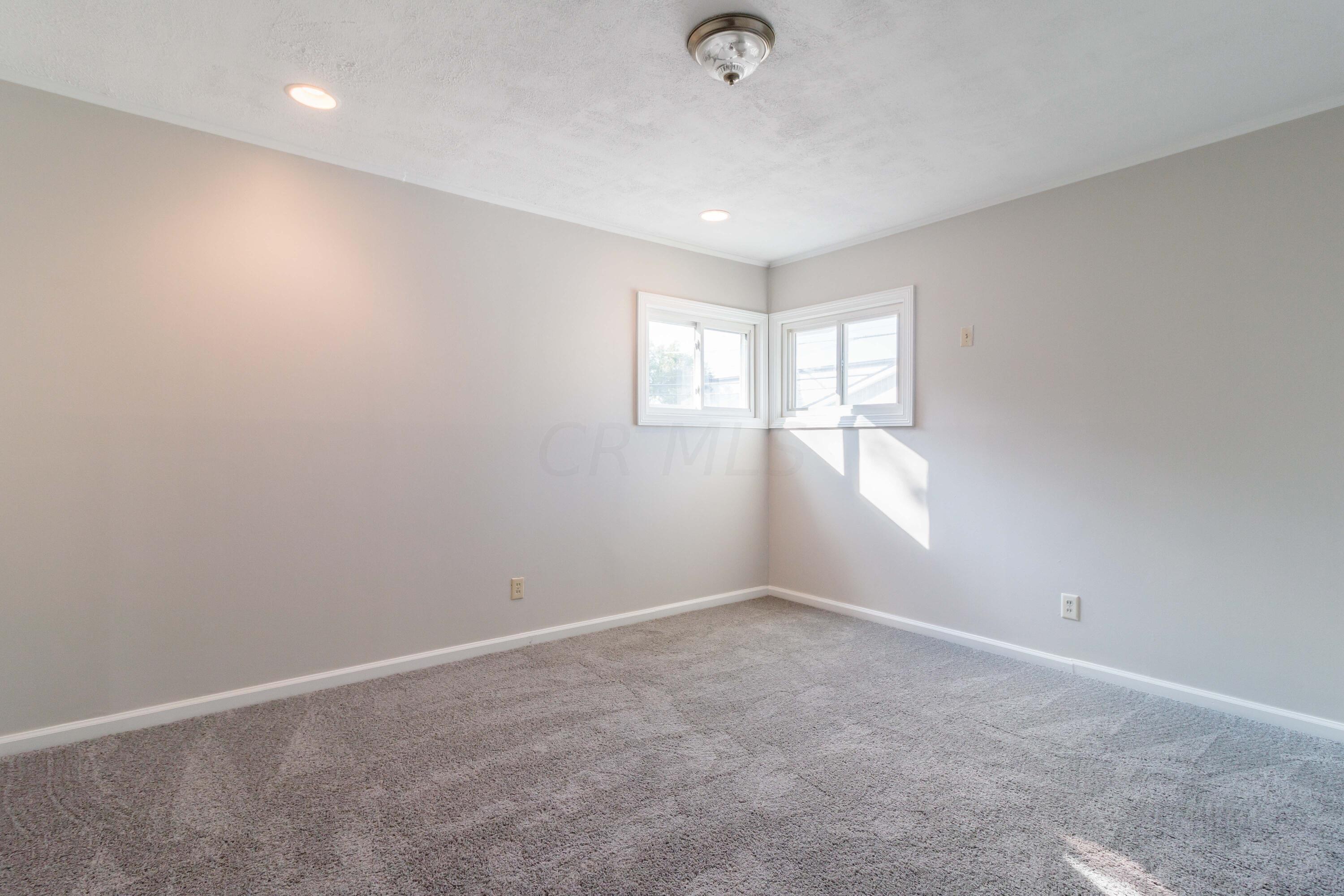 5006 Justin Road Columbus, OH 43227 - Photo 18 of 27 Gallery Image 18