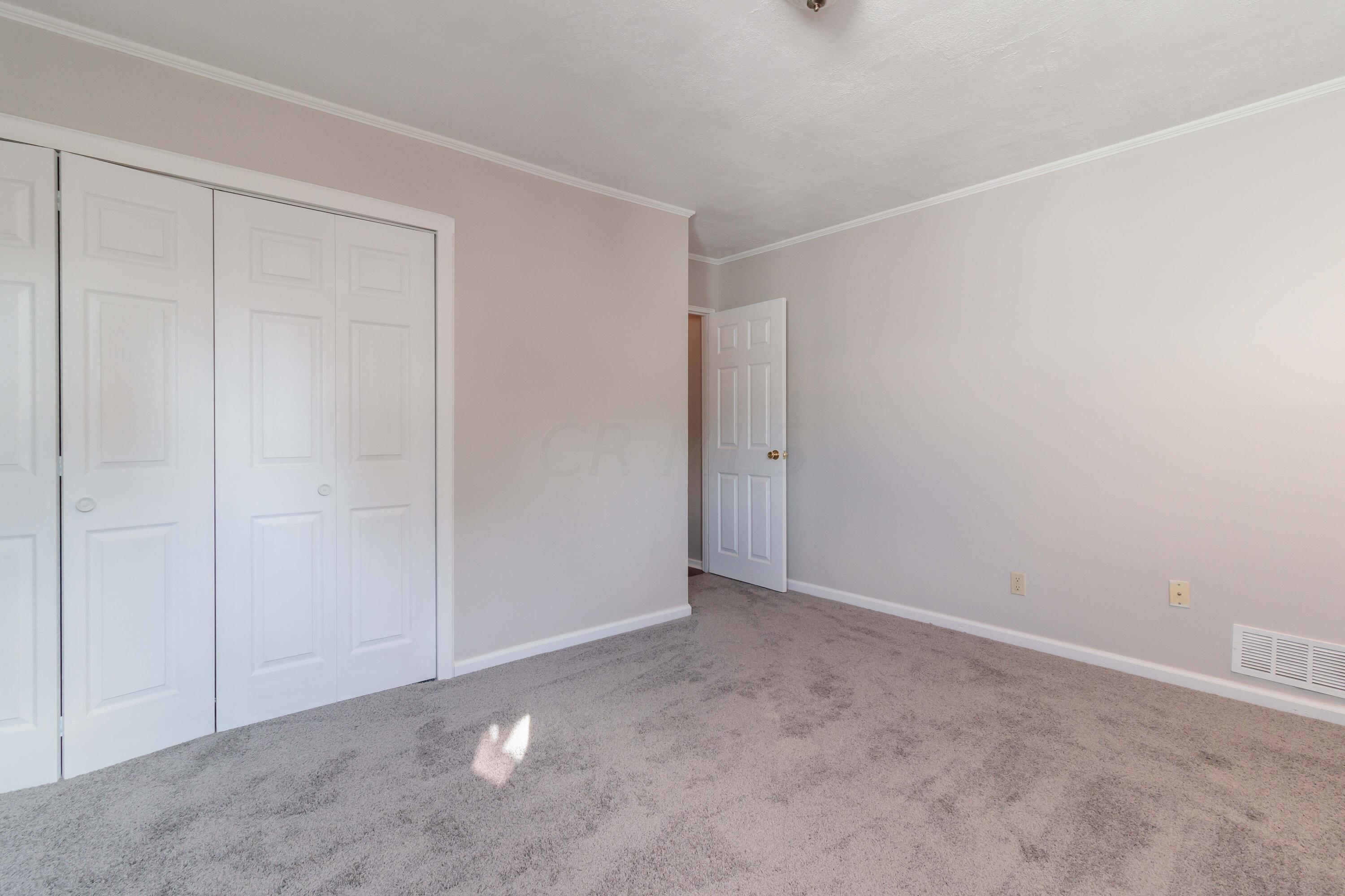 5006 Justin Road Columbus, OH 43227 - Photo 19 of 27 Gallery Image 19