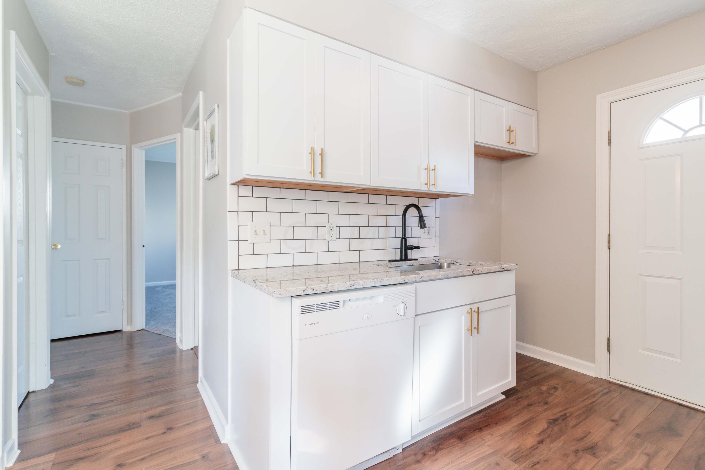 5006 Justin Road Columbus, OH 43227 - Photo 8 of 27 Gallery Image 8