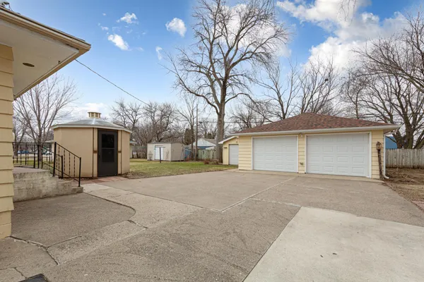 $289,900 | 107 21st Avenue Northwest, Faribault, MN 55021