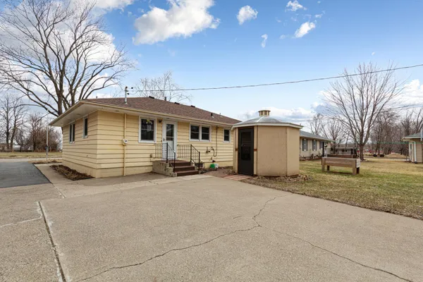 $289,900 | 107 21st Avenue Northwest, Faribault, MN 55021