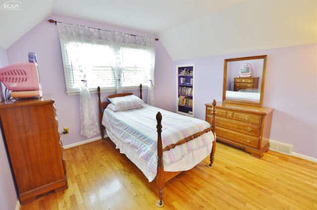 5123 Tree Hill Road Grand Blanc, MI 48439 - Photo 48 of 58 21210837-47.JPG