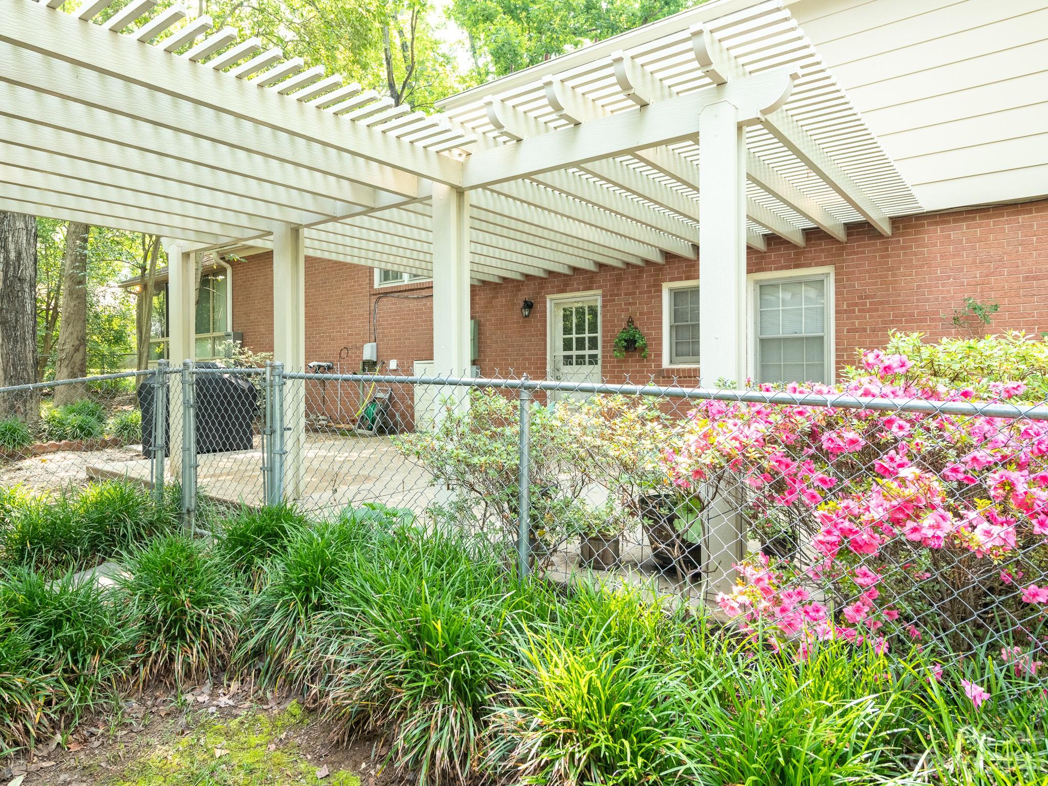 3340 Rea Road Charlotte, NC 28226 - Photo 34 of 40 Gallery Image 34