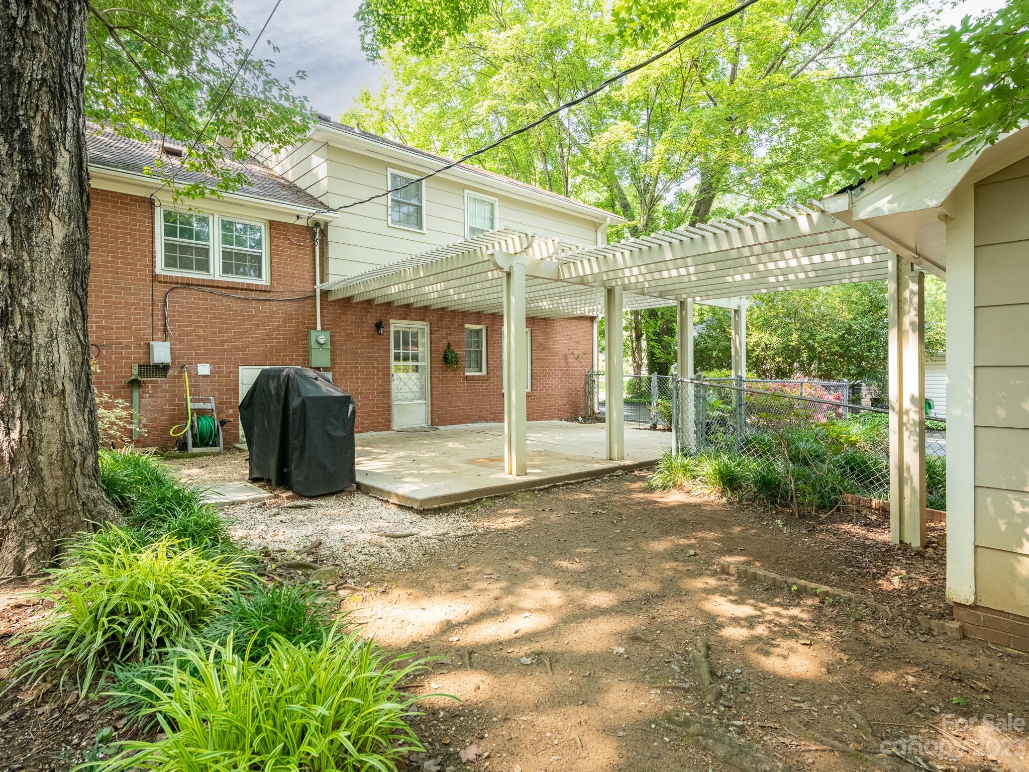3340 Rea Road Charlotte, NC 28226 - Photo 36 of 40 Gallery Image 36