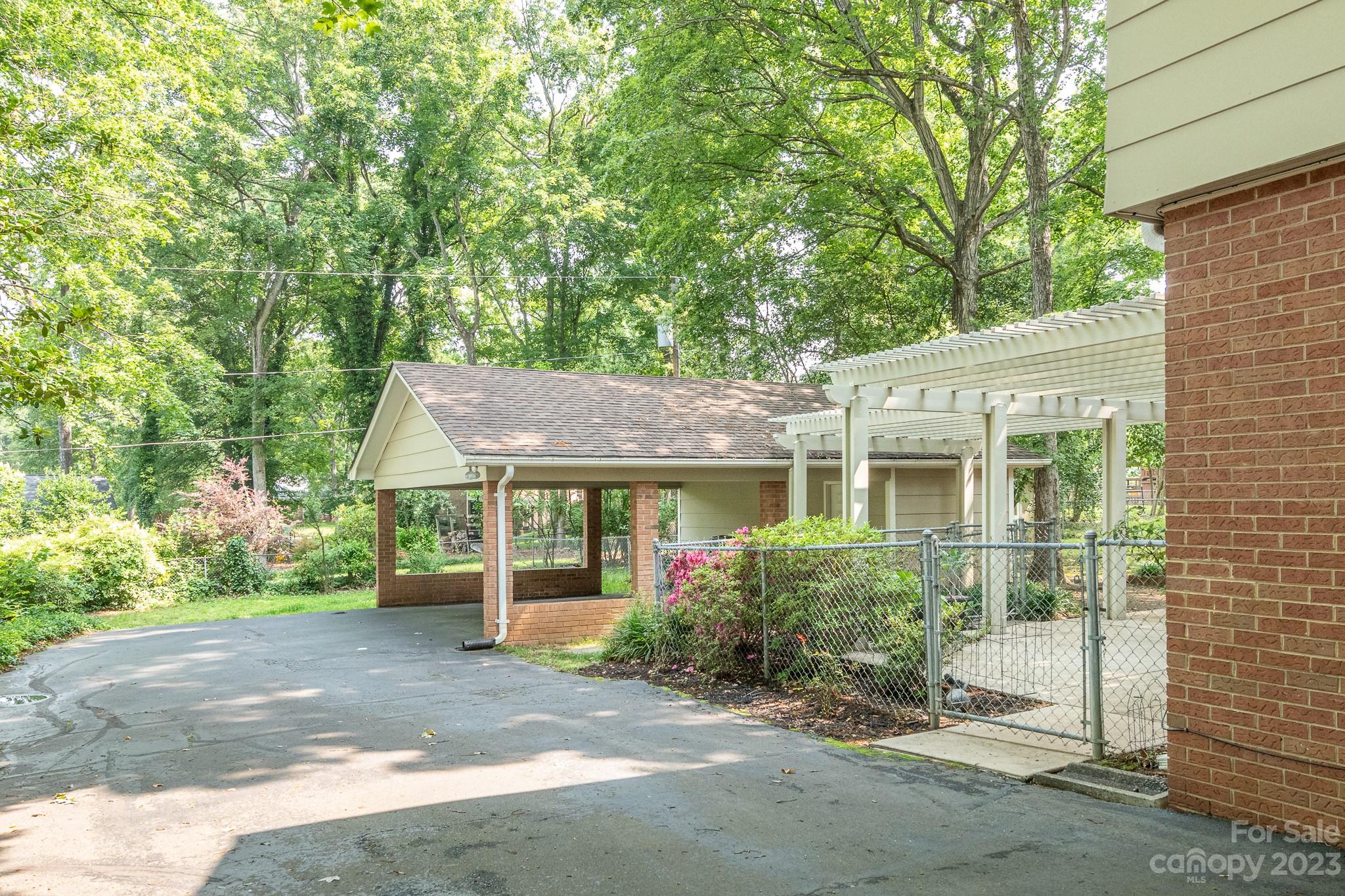 3340 Rea Road Charlotte, NC 28226 - Photo 38 of 40 Gallery Image 38