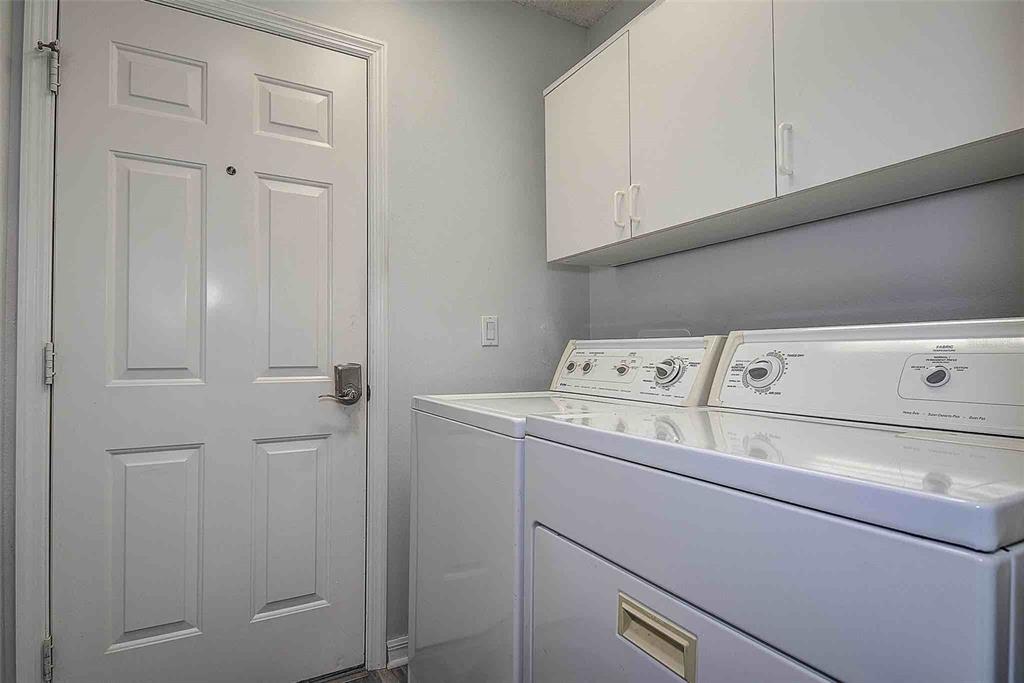 1020 Trafalgar Drive New Port Richey, FL 34655 - Photo 28 of 41 a view of washer and dryer