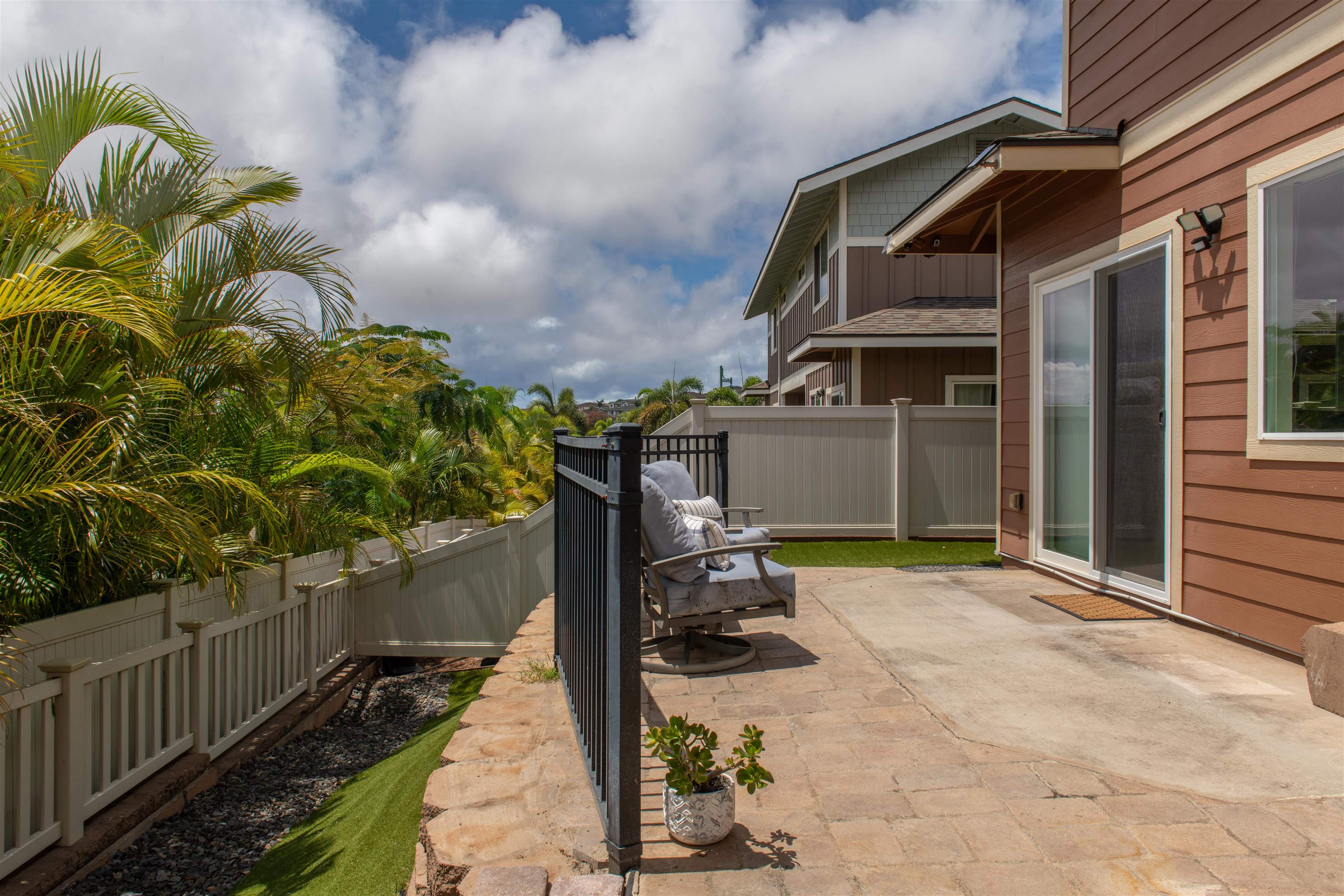 24 Kakawahie Street, Unit 82 Wailuku, HI 96793 - Photo 11 of 35
