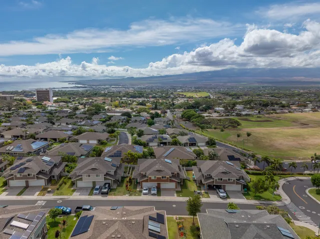 $925,000 | 24 Kakawahie Street, Unit 82, Wailuku, HI 96793