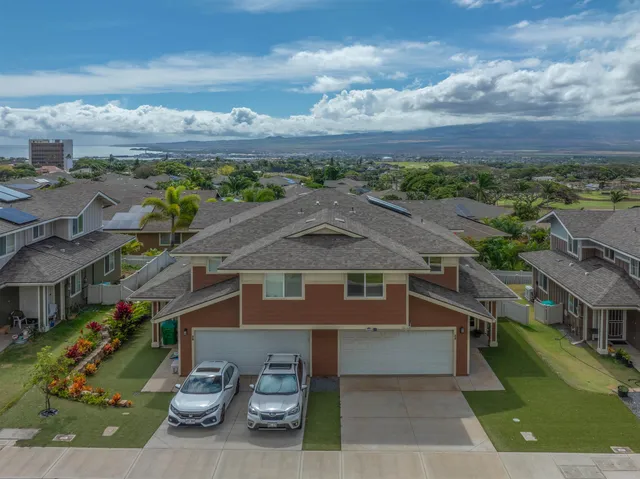 $925,000 | 24 Kakawahie Street, Unit 82, Wailuku, HI 96793