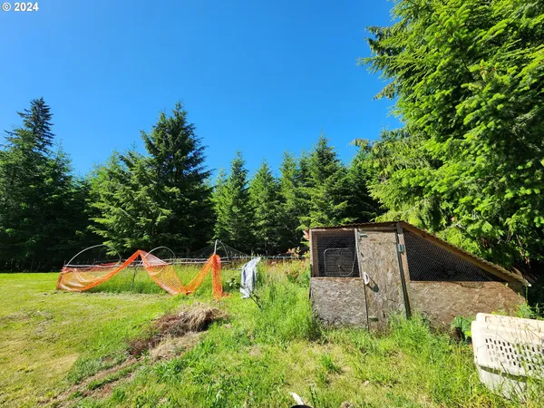 $796,000 | 24361 South Upper Highland Road, Colton, OR 97017