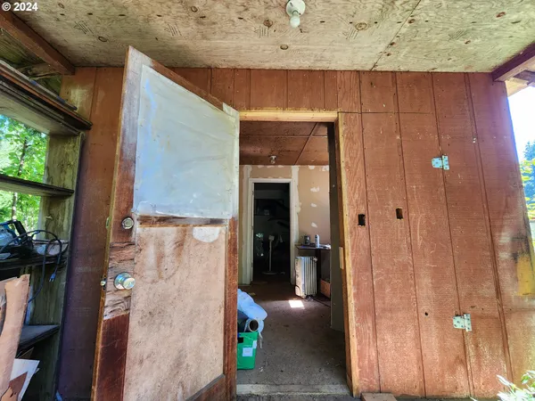 $796,000 | 24361 South Upper Highland Road, Colton, OR 97017