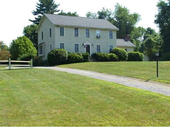 9 Meadowbrook Road Derry, NH 03038 - Photo 1 of 5