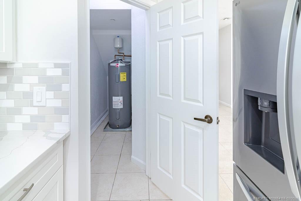 356 Southeast Bloxham Way Stuart, FL 34997 - Photo 11 of 62