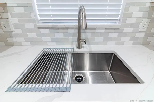 $3,200 | 356 Southeast Bloxham Way, Stuart, FL 34997