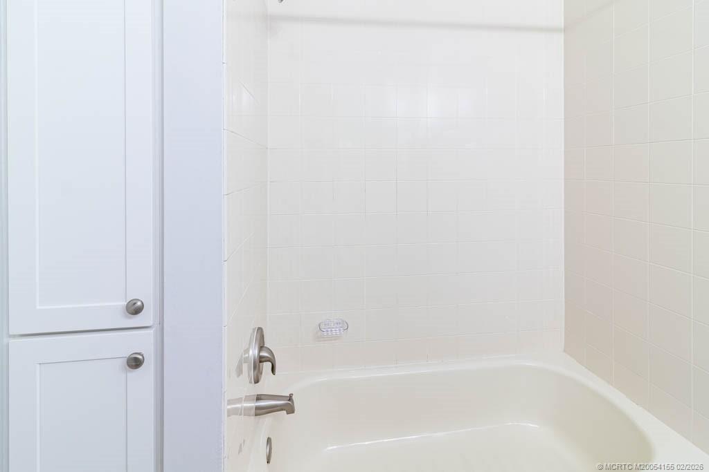 356 Southeast Bloxham Way Stuart, FL 34997 - Photo 20 of 62