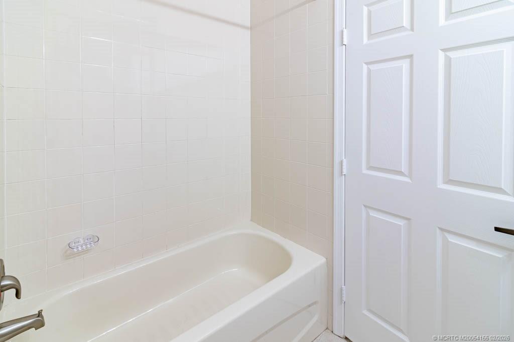 356 Southeast Bloxham Way Stuart, FL 34997 - Photo 21 of 62