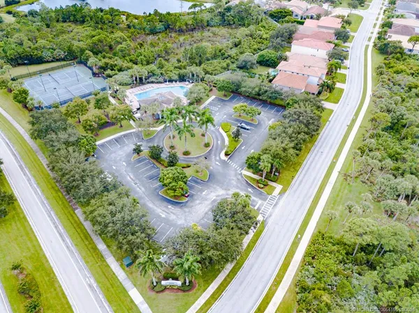 $3,200 | 356 Southeast Bloxham Way, Stuart, FL 34997