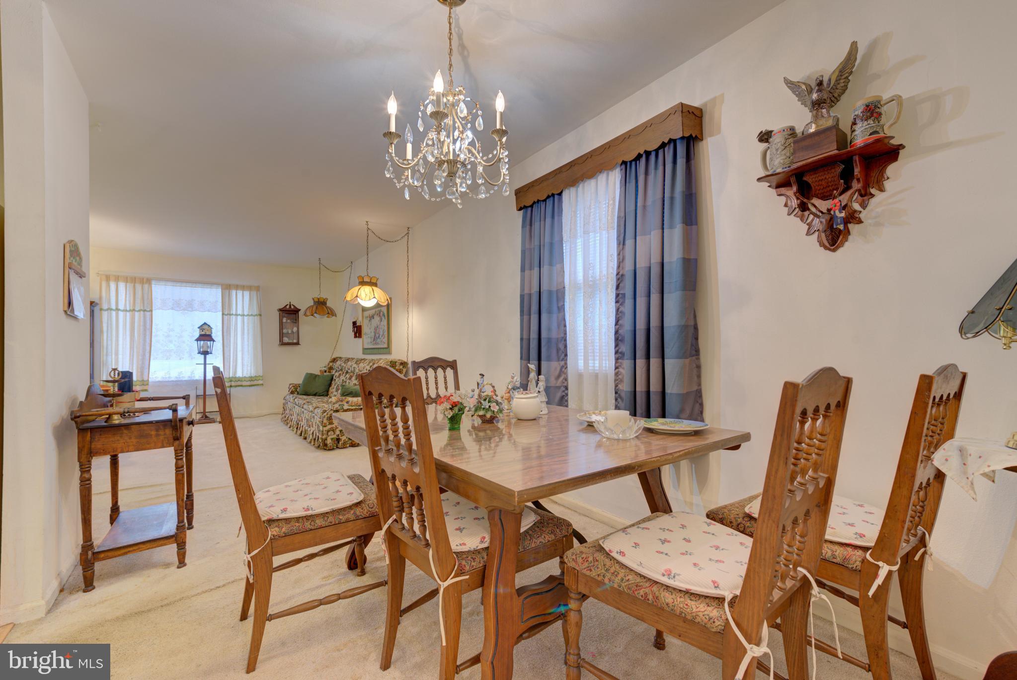 407 West Ash Road Sterling, VA 20164 - Photo 12 of 31 Dining room