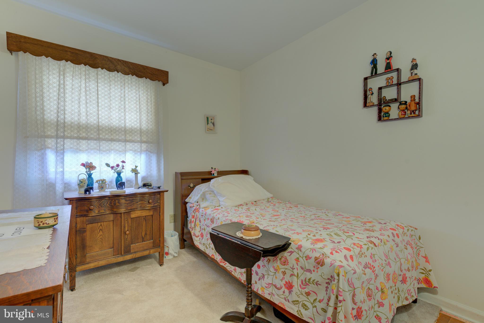 407 West Ash Road Sterling, VA 20164 - Photo 19 of 31 Bedroom #2