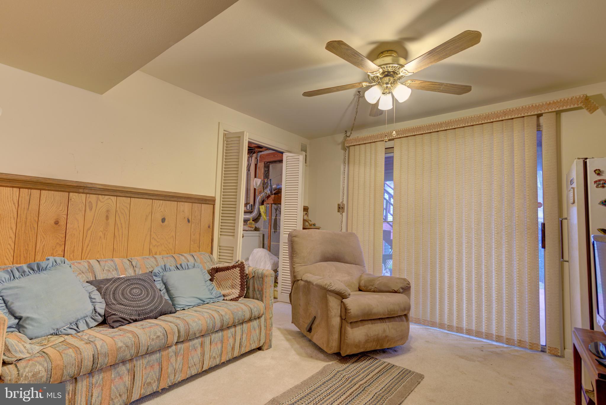 407 West Ash Road Sterling, VA 20164 - Photo 27 of 31 Rec room