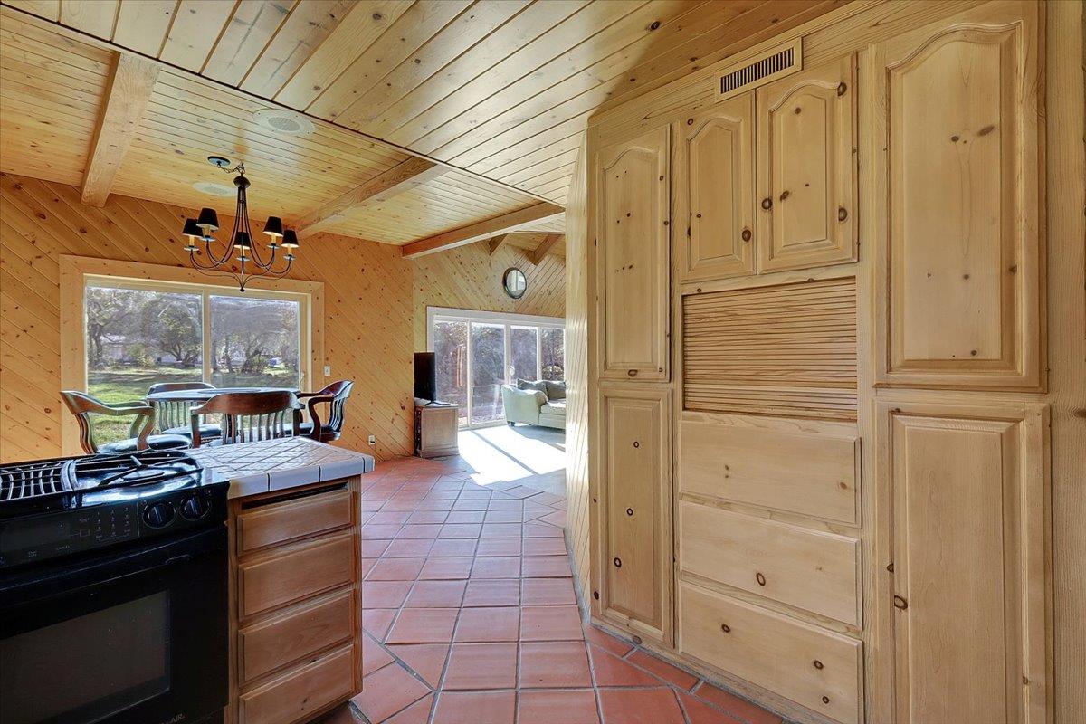 13980 Mountain House Road Penn Valley, CA 95946 - Photo 17 of 49
