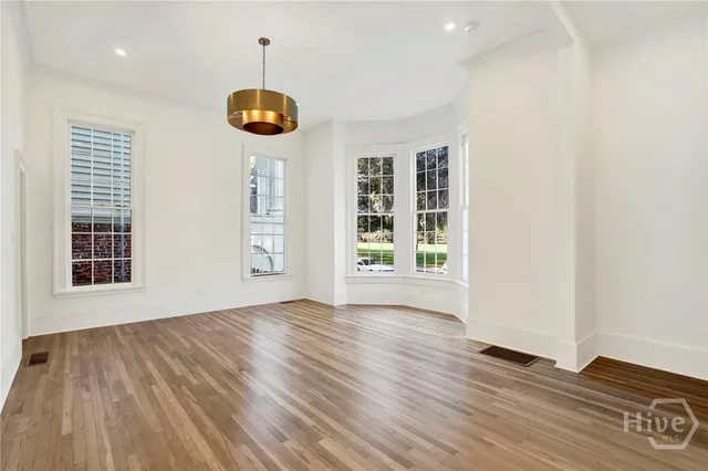 $3,600 | 105 East Gwinnett Street, Unit 2, Savannah, GA 31401