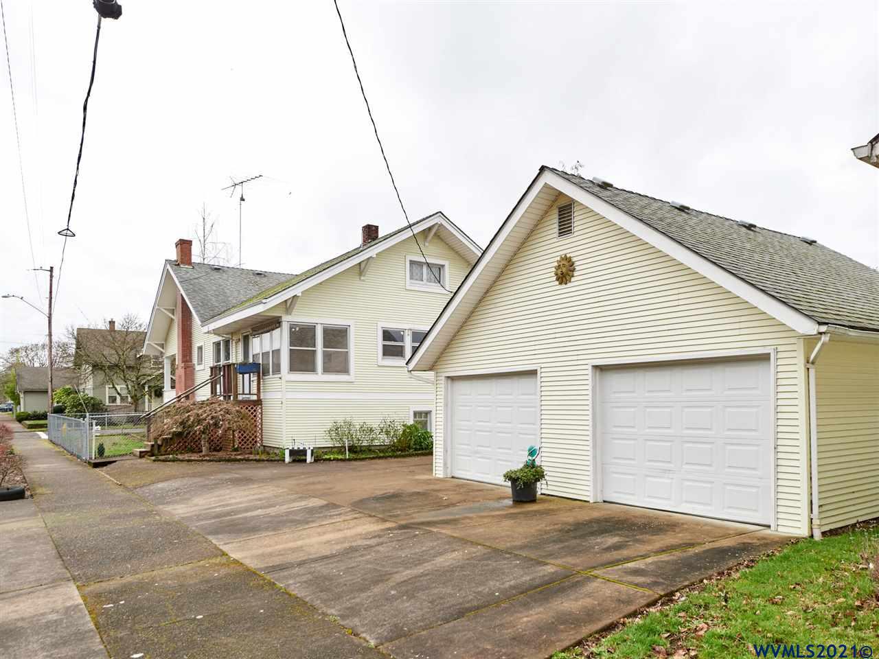 341 Southeast 4th Avenue Albany, OR 97321 - Photo 5 of 38