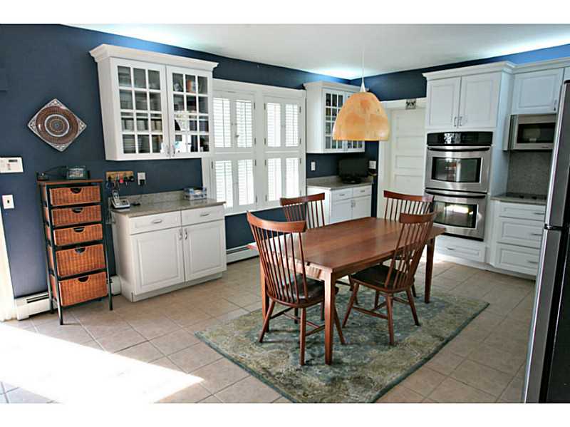 622 West Greenville Road Scituate, RI 02857 - Photo 5 of 25 Kitchen.