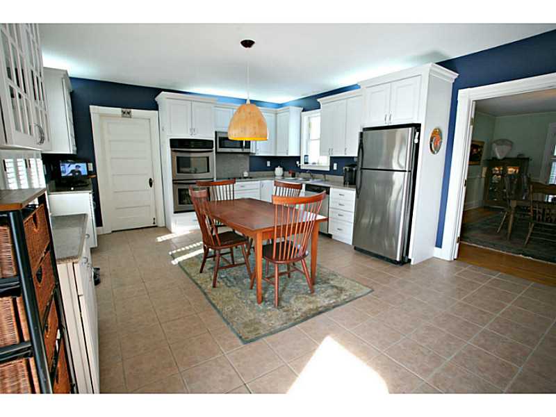 622 West Greenville Road Scituate, RI 02857 - Photo 6 of 25 Kitchen.