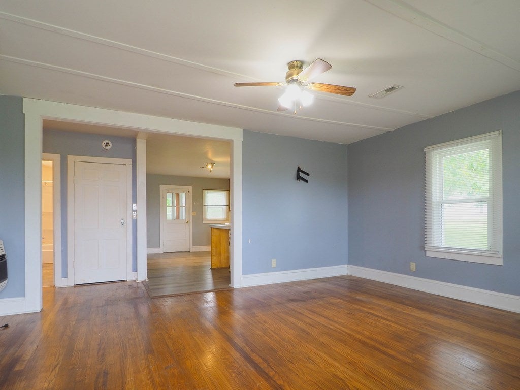 163 Petty Road Galax, VA 24333 - Photo 14 of 28 Gallery Image 14