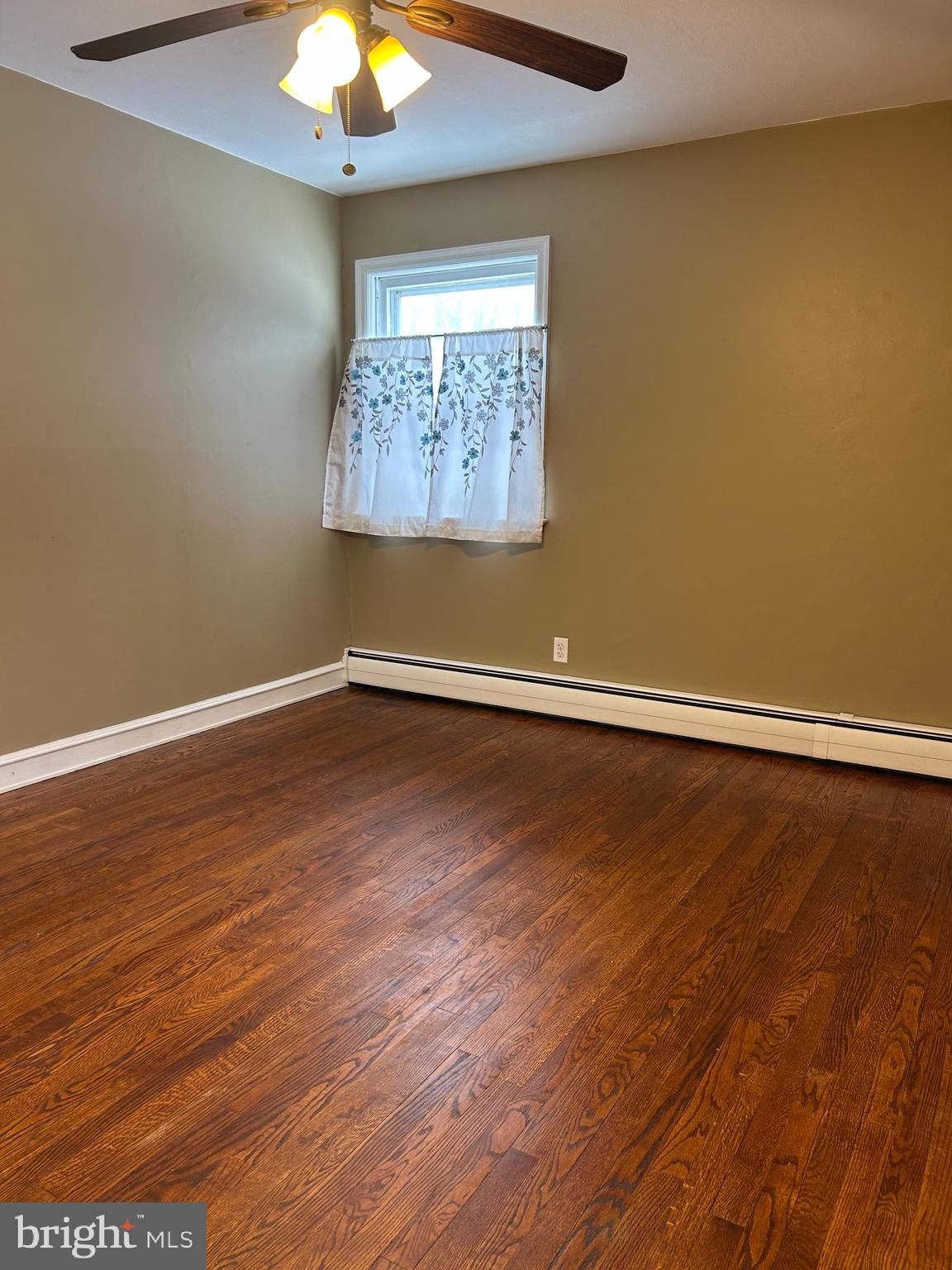 1675 Salem Road Quakertown, PA 18951 - Photo 14 of 28 Master Bedroom