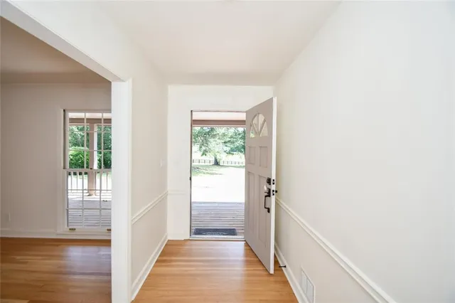 $4,100 | 17040 Birmingham Road, Alpharetta, GA 30004