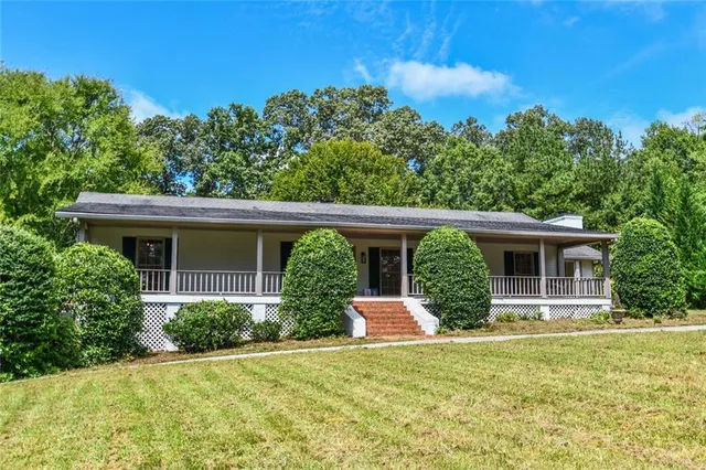 $4,100 | 17040 Birmingham Road, Alpharetta, GA 30004