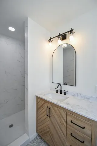 $4,100 | 17040 Birmingham Road, Alpharetta, GA 30004