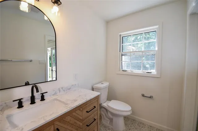 $4,100 | 17040 Birmingham Road, Alpharetta, GA 30004