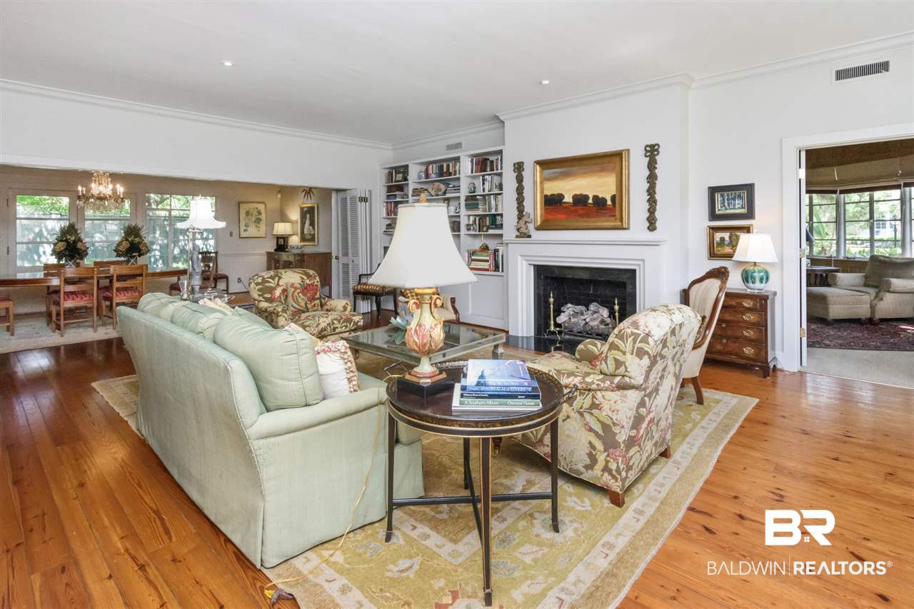 209 Edington Drive Mobile, AL 36607 - Photo 4 of 49