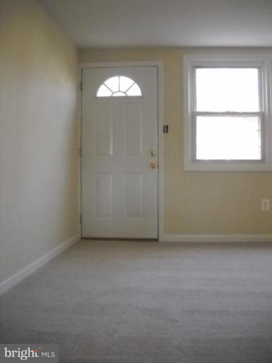 3103 Freeway Halethorpe, MD 21227 - Photo 12 of 16 Living Room #2