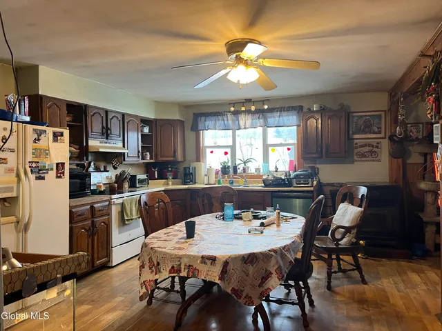 $399,700 | 890 Luther Road, East Greenbush, NY 12061