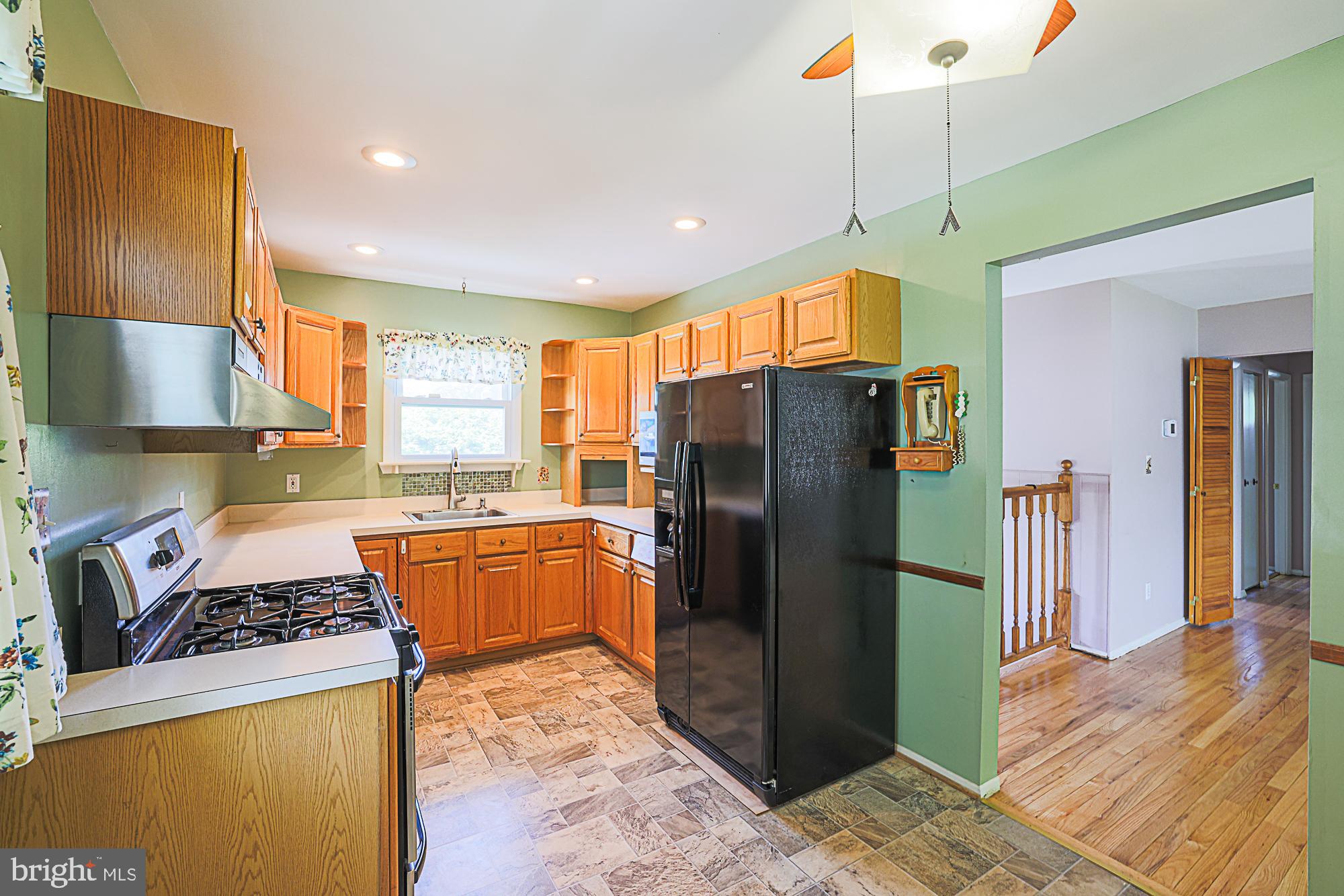 9106 Sandra Park Road Perry Hall, MD 21128 - Photo 14 of 53