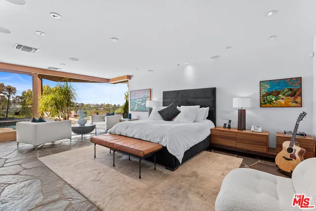 $25,000 | 4305 Clear Valley Drive, Encino, CA 91436