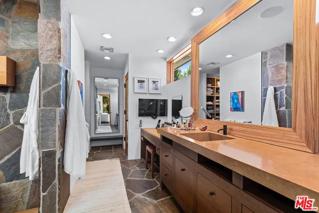 $25,000 | 4305 Clear Valley Drive, Encino, CA 91436