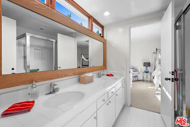 $25,000 | 4305 Clear Valley Drive, Encino, CA 91436