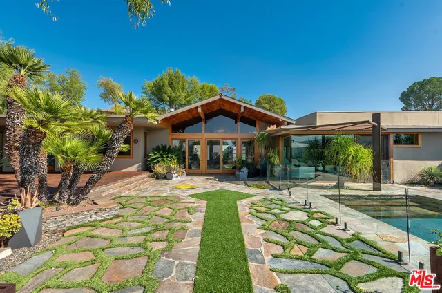 $25,000 | 4305 Clear Valley Drive, Encino, CA 91436