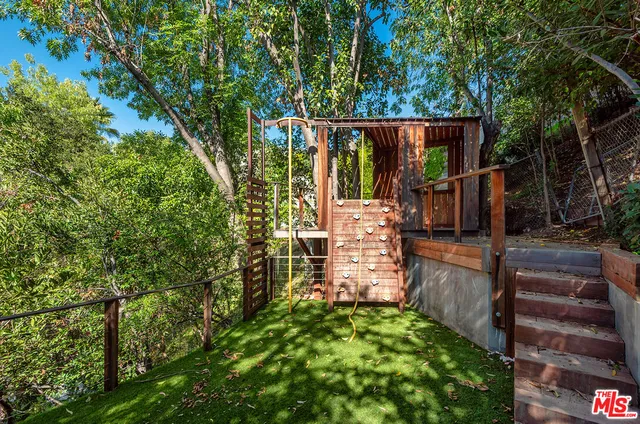 $25,000 | 4305 Clear Valley Drive, Encino, CA 91436