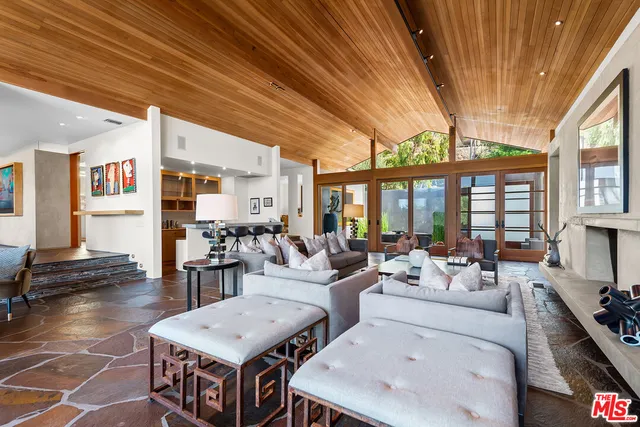 $25,000 | 4305 Clear Valley Drive, Encino, CA 91436