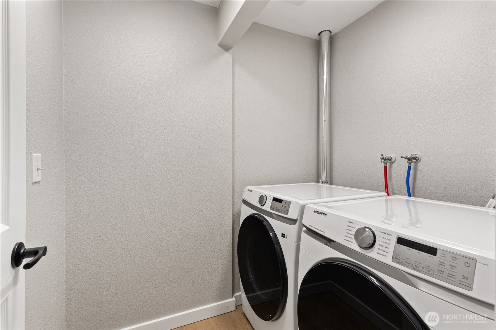 2317 164th Place Southeast Bothell, WA 98012 - Photo 22 of 32 a utility room with dryer and washer