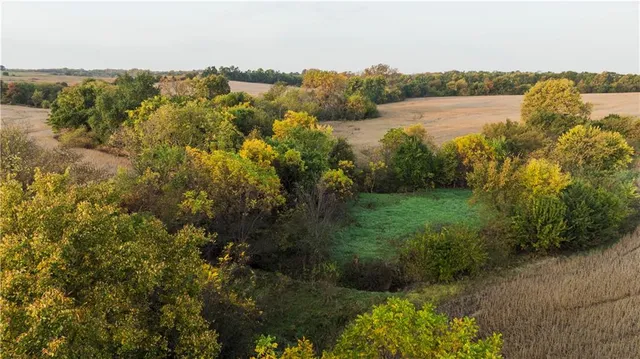 $942,991 | 3787 H Highway, Darlington, MO 64438